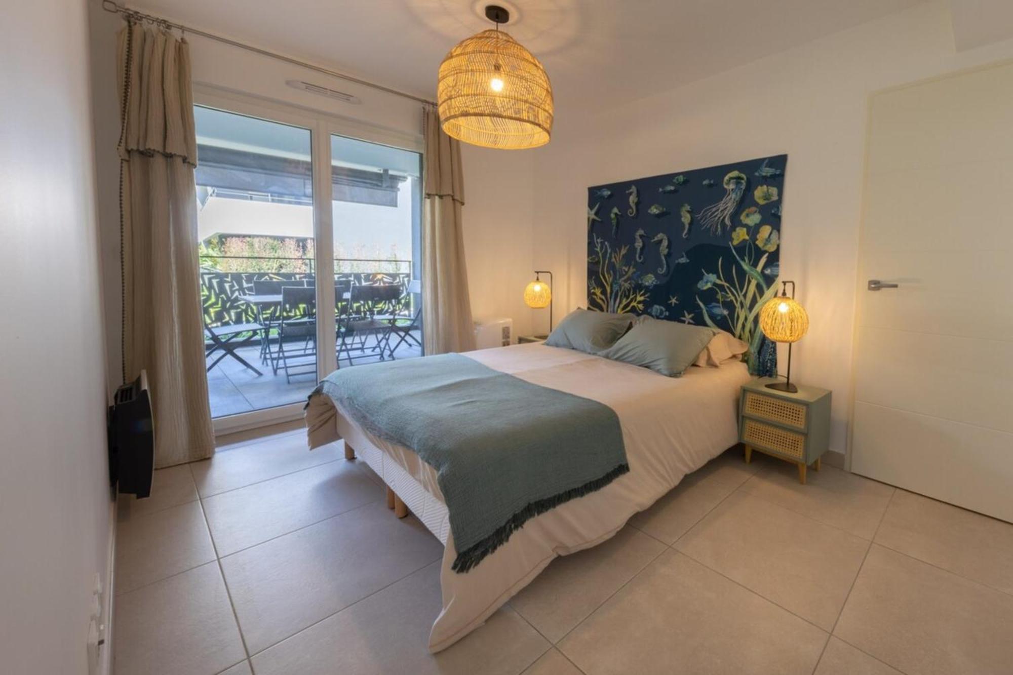 06ah - Superb Waterfront T2 - Swimming Pool Villeneuve-Loubet