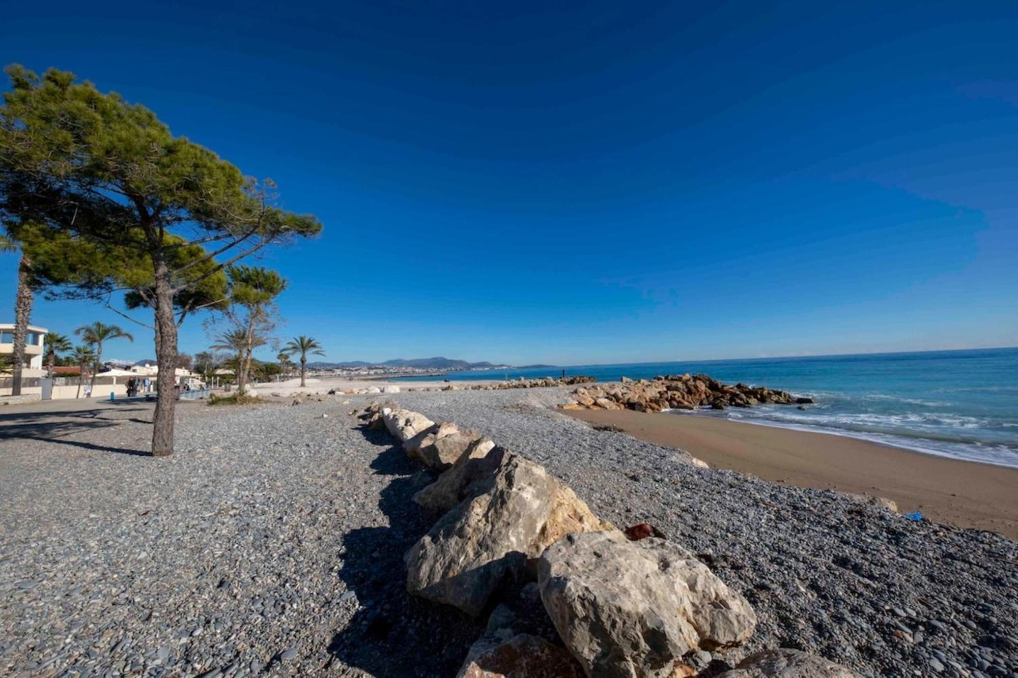 06ah - Superb Waterfront T2 - Swimming Pool Villeneuve-Loubet